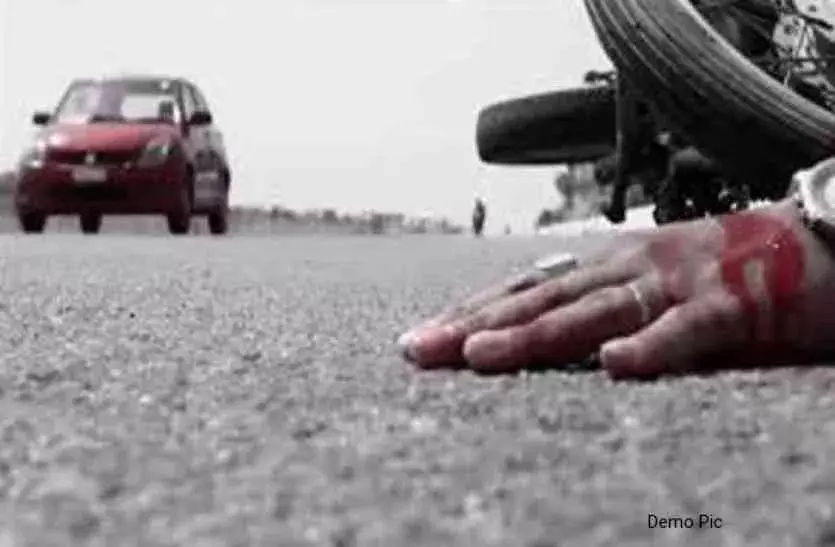 मिनी ट्रक की टक्कर से घायल साले की मौत, जीजा गंभीर