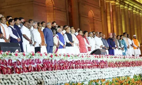 कैबिनेट मंत्री और राज्य मंत्री में क्या होता है सामान्य अंतर ? समझिए मंत्री पद मिलने के बाद कैसे होती है वेतन में बढ़ोतरी