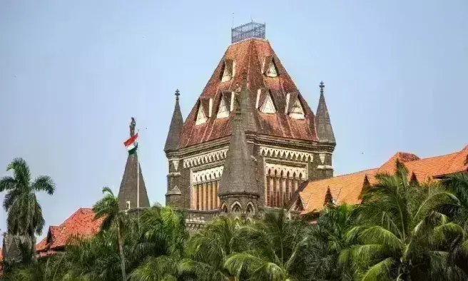 मुजम्मिल शेख को मां के अंतिम संस्कार में शामिल होने के लिए मिली 3 दिन का पैरोल
