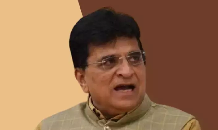 नेता किरीट सोमैया ने मामले के जल्द निपटारे के लिए बॉम्बे हाईकोर्ट का दरवाजा खटखटाया