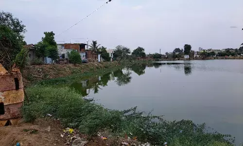 अतिक्रमण से समाप्त हो रहा तालाबों का अस्तित्व