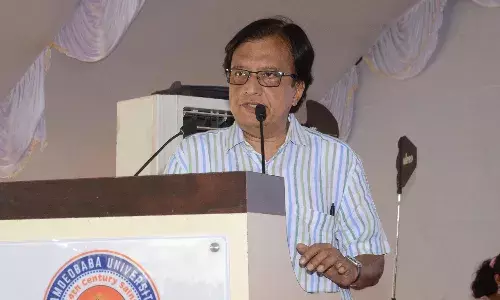 बारहवीं के बाद उच्च शिक्षा पर काउंसलिंग सेशन, विद्यार्थी और अभिभावक हुए शामिल बारहवीं के बाद उच्च शिक्षा पर काउंसलिंग सेशन, विद्यार्थी और अभिभावक हुए शामिल