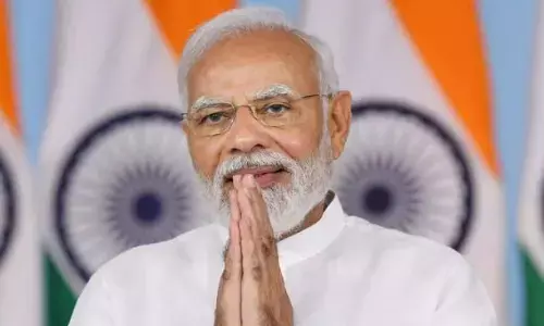 सोशल मीडिया से हटा लें मोदी का परिवार, पीएम मोदी ने कार्यकर्ताओं से क्यों की ये अपील? सोशल मीडिया से हटा लें मोदी का परिवार, पीएम मोदी ने कार्यकर्ताओं से क्यों की ये अपील?