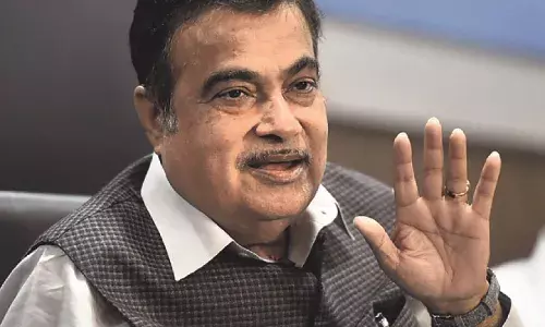 नितीन गडकरी ने सड़क परिवहन एवं राजमार्ग मंत्रालय का संभाला कार्यभार