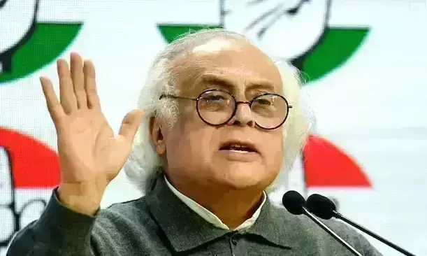 सरकार नीट-यूजी विवाद और इसमें हुए घोटाले से बचने की कोशिश कर रही है - कांग्रेस