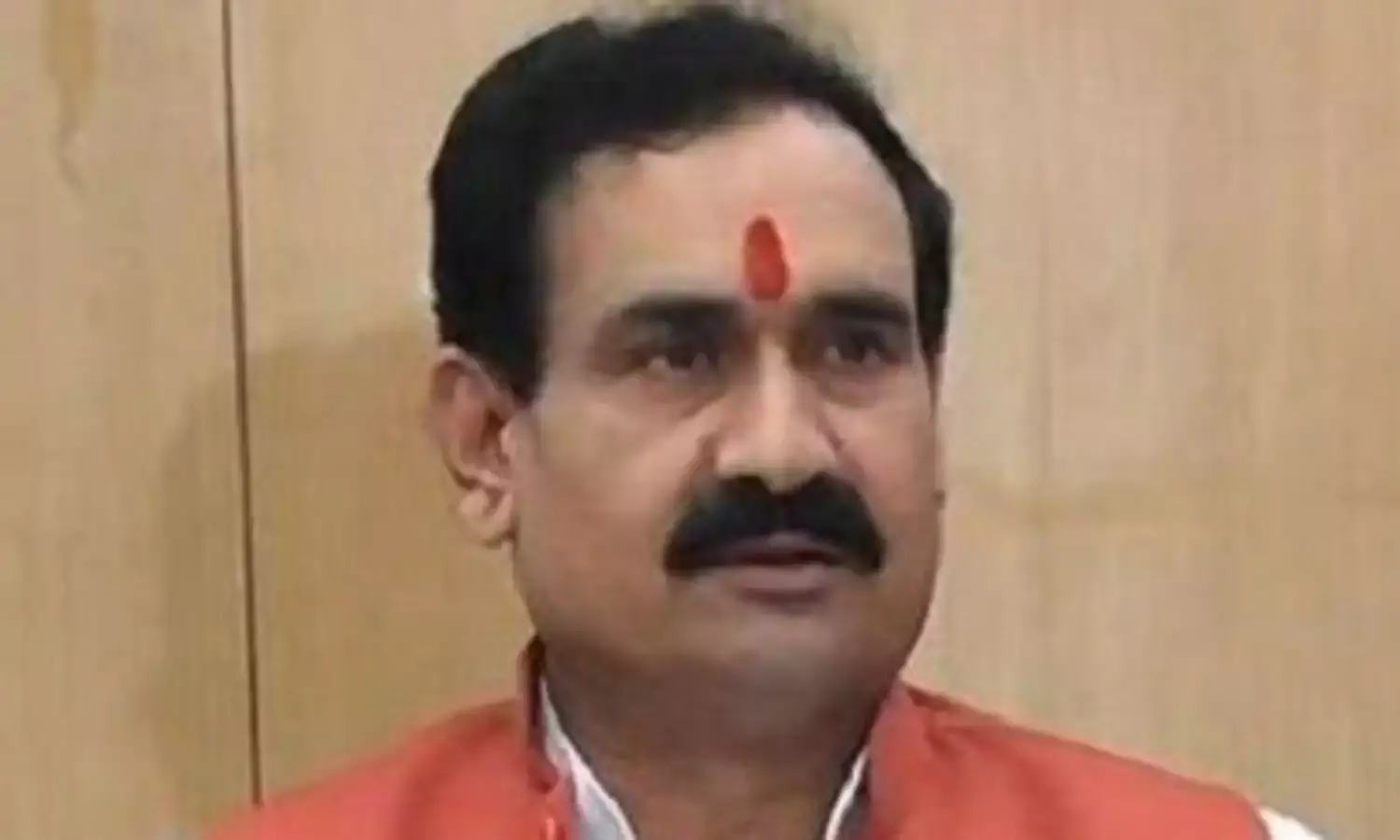 पवई विधायक ने ली खण्डस्तरीय बैठक, पेयजल की समस्या का निराकरण करने दिए निर्देश