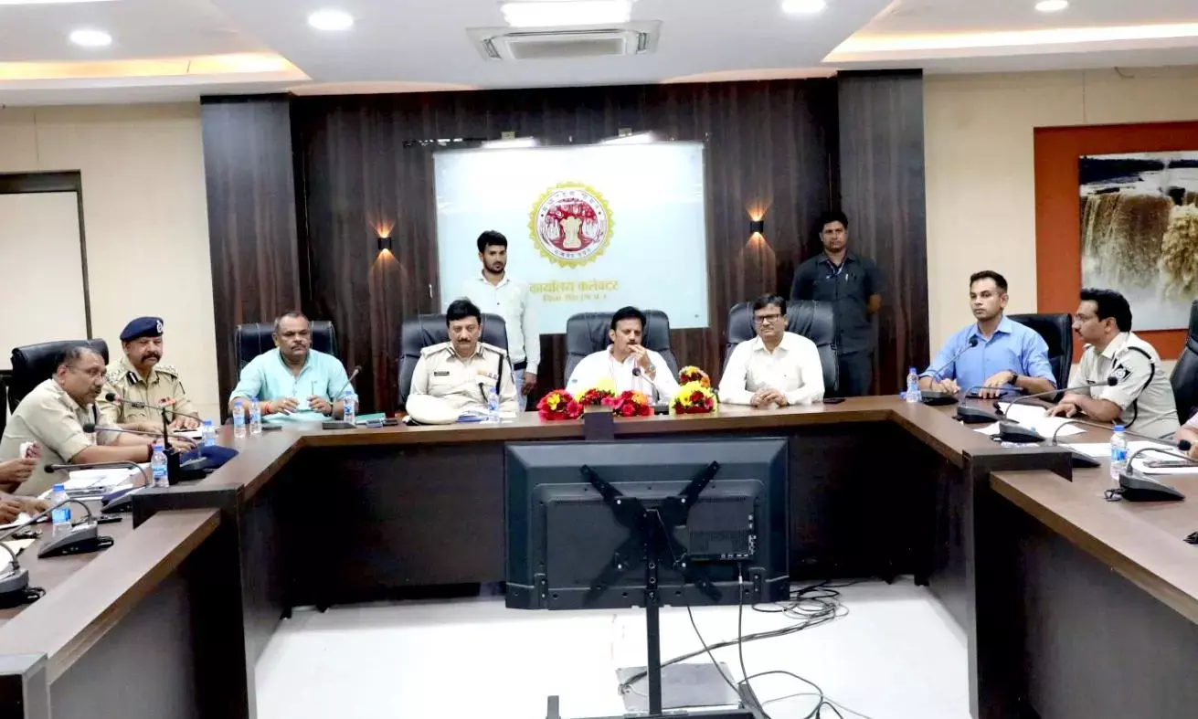 कोरेक्स तथा अन्य नशीले पदार्थों की रोकथाम के लिए सघन जांच करें - डिप्टी सीएम राजेंद्र शुक्ल
