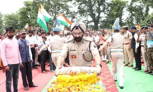 शहीद कबीर को राजकीय सम्मान के साथ दी अंतिम विदाई, मंत्री, सांसद समेत जनप्रतिनिधियों ने दी श्रद्धांजलि