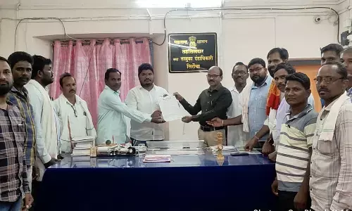 गडचिरोली में न बिजली मिल रही न दूरसंचार की सेवाएं , नारकीय जीवन जी रहे लोग गडचिरोली में न बिजली मिल रही न दूरसंचार की सेवाएं , नारकीय जीवन जी रहे लोग