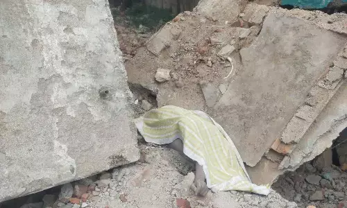 वेकोलि का खाली आवास ढहा, अधेड़ की दबने से मौत