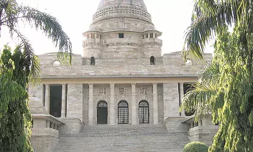 यवतमाल जिले के अवधुतवाड़ी पुलिस स्टेशन का अवैध निर्माण, कोर्ट का गृह विभाग के सचिव को नोटिस
