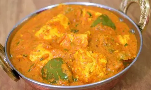 रेस्टोरेंट या ढ़ाबे जैसी कड़ाई पनीर घर बैठे बनाना सीखें, केवल ही कुछ ही मिनटों में रेसिपी होगी तैयार