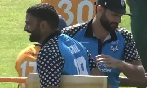 टूट गया यूनिवर्स बॉस का सबसे तेज शतक लगाने का रिकॉर्ड, इस भारतीय मूल के खिलाड़ी ने जड़ी महज 27 गेंदों में सेंचुरी