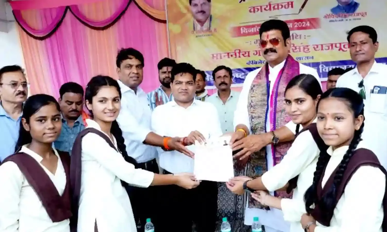 एक्सीलेंस स्कूल सागर के प्रवेश उत्सव में शामिल हुए खाद्य मंत्री गोविंद सिंह राजपूत