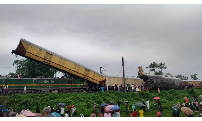मोदी सरकार कार्यकाल में रेलवे हादसों में आई कमी, प्रतिवर्ष औसत 68 रेल दुर्घटनाएं