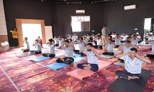 रबीन्द्रनाथ टैगोर विश्वविद्यालय के योग विभाग द्वारा अंतर्राष्ट्रीय योग दिवस मनाया गया