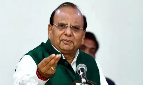 आम आदमी पार्टी पर बरसे दिल्ली के राज्यपाल वीके सक्सेना, पानी की कमी पर राजनीति करने का लगाया आरोप