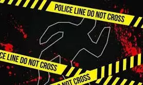 गढिय़ा टोला में मिली अज्ञात युवक की लाश, कपड़ों से मिली पर्चियों में दर्ज है दिल्ली और नेपाल का पता गढिय़ा टोला में मिली अज्ञात युवक की लाश, कपड़ों से मिली पर्चियों में दर्ज है दिल्ली और नेपाल का पता