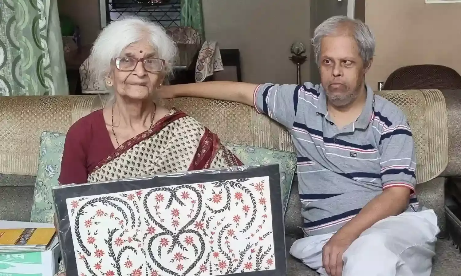 डाउन सिंड्रोम पीड़ित बेटे को काबिल बनाया, स्वयं काम कर सके कला को दी नई पहचान