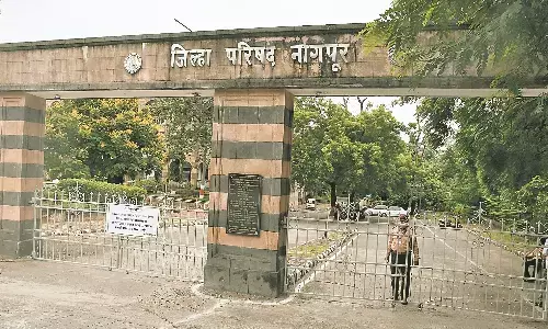 जिला परिषद में निधि की आड़ में राजनीति, निधि को लेकर आरोप-प्रत्यारोप का दौर जिला परिषद में निधि की आड़ में राजनीति, निधि को लेकर आरोप-प्रत्यारोप का दौर