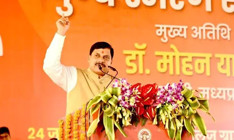 बलिदान दिवस पर सीएम मोहन यादव का बड़ा ऐलान, वीरांगना रानी दुर्गावती के नाम से जाने जाएंगे जबलपुर एयरपोर्ट और मदन महल फ्लाईओवर