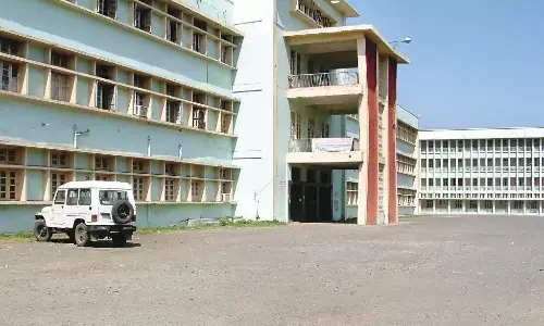 मेडिकल में पहली बार बिना चीरे के थायरॉयड कैंसर व लिम्फ नोड सर्जरी