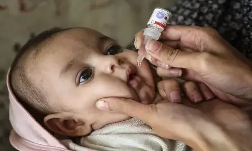 पन्ना विधायक व कलेक्टर ने बच्चों को पोलियो ड्रॉप पिलाकर किया अभियान का शुभारंभ,