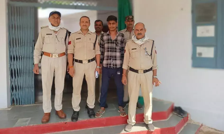 अवैध असलहे के साथ रील बनाने के शौक ने पहुंचाया जेल