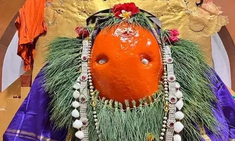 अंगारकी संकट चतुर्थी पर आठ प्रसिद्ध गणेश मंदिर में श्रद्धालुओं ने किए दर्शन अंगारकी संकट चतुर्थी पर आठ प्रसिद्ध गणेश मंदिर में श्रद्धालुओं ने किए दर्शन