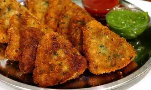 कच्चे आलू से बनाएं स्वादिष्ट कुरकुरा नाश्ता, जानिए पूरी रेसिपी