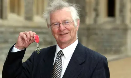 नहीं रहे डीएलएस मेथड के सह-संस्थापक फ्रैंक डकवर्थ, 84 साल की उम्र में दुनिया को कहा अलविदा