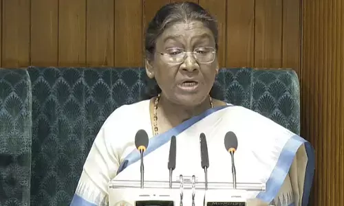 पीएम मोदी को टीवी पर 73 बार दिखाने से भड़की कांग्रेस, राहुल गांधी को 6 बार दिखाने पर उठाए सवाल