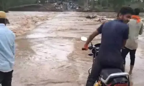 जिले में गरज-चमक के साथ झमाझम बारिश व आकाशीय बिजली का कहर