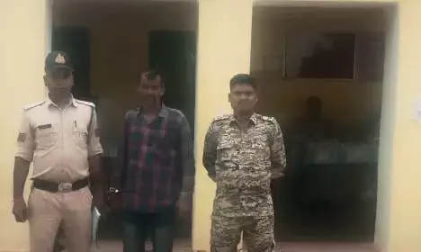 अलग-अलग जगह गांजा की खेप के साथ दो आरोपी गिरफ्तार अलग-अलग जगह गांजा की खेप के साथ दो आरोपी गिरफ्तार