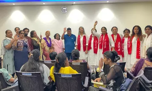 खुद कैंसर को मात दे चुके लोग बन रहे मरीजों का सहारा, सपोर्ट ग्रुप के जरिए दी जा रही मदद