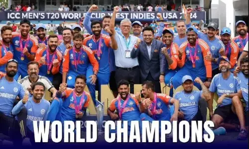 टीम इंडिया पर हुई पैसों की बरसात, BCCI सचिव जय शाह ने किया 125 करोड़ रुपये देने का ऐलान टीम इंडिया पर हुई पैसों की बरसात, BCCI सचिव जय शाह ने किया 125 करोड़ रुपये देने का ऐलान