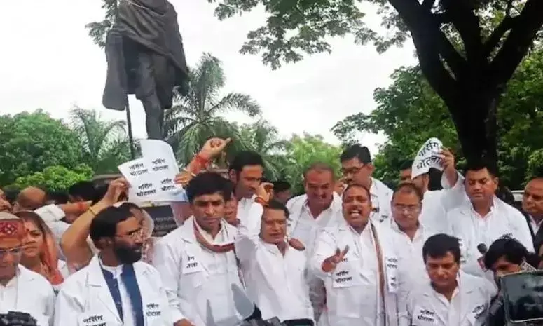 नर्सिंग घोटाले पर विपक्ष का हंगामा, कल तक के लिए स्थगित हुई सदन की कार्यवाही