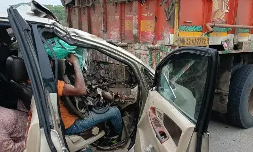 तख्त सचखंड श्री हुजूर साहिब दर्शन के लिए जा रहे पांच लोगों की सड़क हादसे में मौत