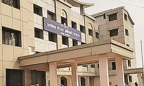 आरटीओ में चोरी के रजिस्टर्ड वाहनों के मामले में अधिकारी बचे, तीन क्लर्क पर निलंबन की गाज