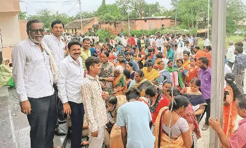 करोड़ों की आरडी और एफडी लेकर फरार , शिकायतकर्ताओं ने थाने का घेराव किया