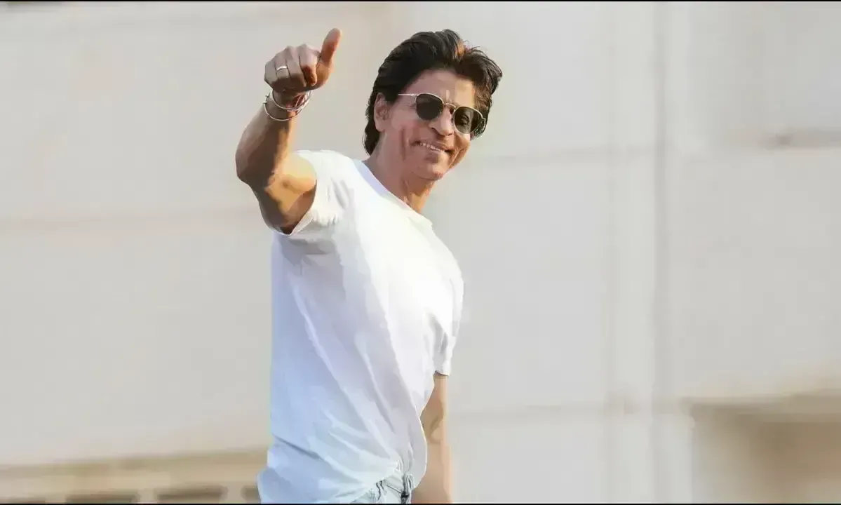 शाहरुख खान के फैंस के लिए बड़ी खुशखबरी, एक्टर को लोकार्नो फिल्म फेस्टिवल में विदेश में मिलेगा ये सम्मान