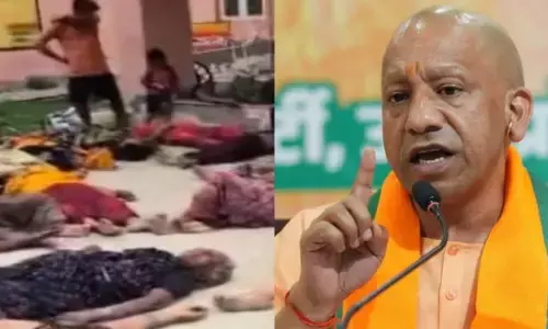 मृतकों के परिजनों को दो-दो लाख और घायलों को 50 हजार रुपये का मिलेगा मुआवजा, योगी सरकार ने किया ऐलान मृतकों के परिजनों को दो-दो लाख और घायलों को 50 हजार रुपये का मिलेगा मुआवजा, योगी सरकार ने किया ऐलान