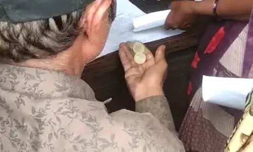 रिश्वतखोर पटवारी निलंबित , लाडली बहना योजना के लिए ले रहा था  50-50 रुपए
