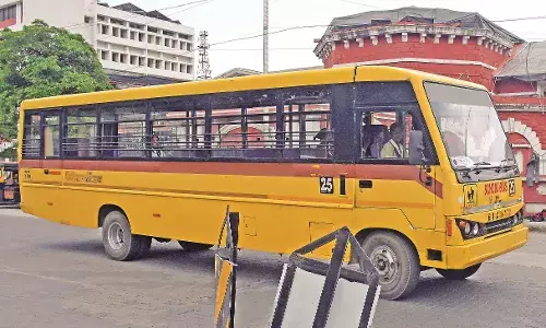 281 अनफिट वाहनों में स्कूल जा रहे बच्चे, आरटीओ की खुली छूट से मंडरा रहा खतरा