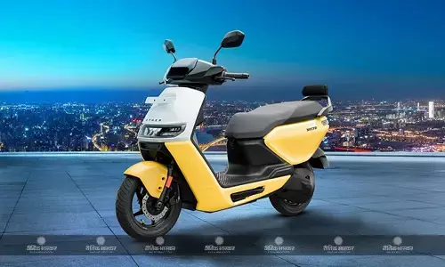 Ather Rizta की डिलीवरी हुई शुरू, जानिए किन शहरों में पहले आएगा ये स्कूटर Ather Rizta की डिलीवरी हुई शुरू, जानिए किन शहरों में पहले आएगा ये स्कूटर