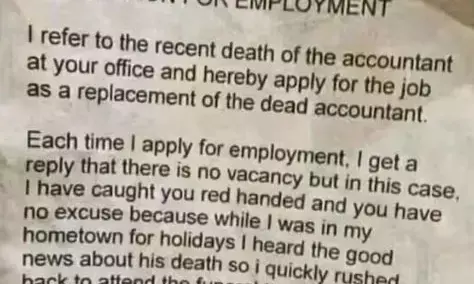 नौकरी ना मिलने से परेशान हुआ शख्स, कंपनी के अकाउंटेंट की मौत पर जॉब लेटर में जाहिर की अपनी खुशी, लोग हो रहे हैरान