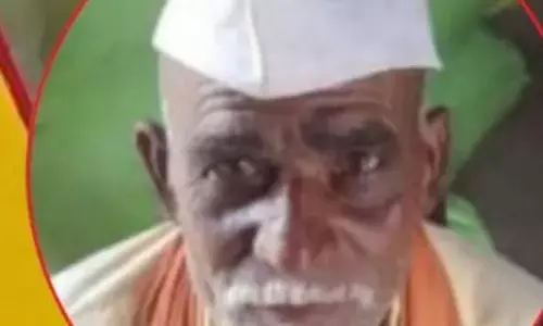 सड़क पार कर रहे वारकरी को कुचलकर फरार हुआ वाहन चालक, बुजुर्ग की मौके पर ही मौत सड़क पार कर रहे वारकरी को कुचलकर फरार हुआ वाहन चालक, बुजुर्ग की मौके पर ही मौत