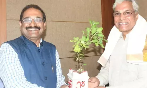 एमसीयू में लोकपाल ओमप्रकाश सुनरया ने कार्यभार ग्रहण किया