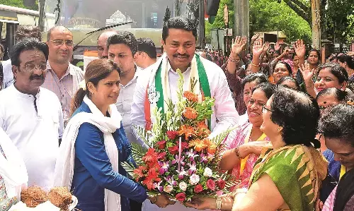 वायकर पर गंभीर आरोप लेकिन पुलिस ने दी क्लीन चिट, पटोले का बड़ा निशाना