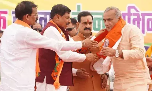 आज होगा मोहन कैबिनेट का विस्तार, कांग्रेस छोड़ बीजेपी में आने वाले रामनिवास रावत बनेंगे मंत्री